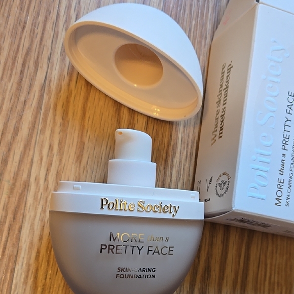 Polite Society Foundation - Very Fair Warm - Picture 2 of 6